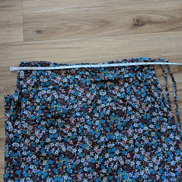 Wild Fable Floral Wrap Skirt, M - Picture 4 of 6